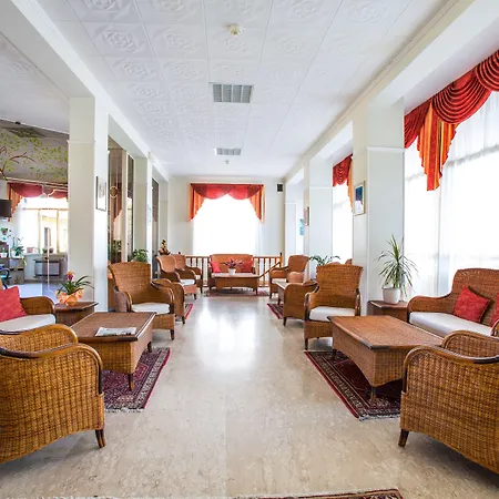 Delfino Hotel 3*