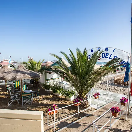 Отель Delfino Сенигаллия