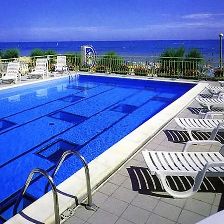 Отель Delfino Сенигаллия